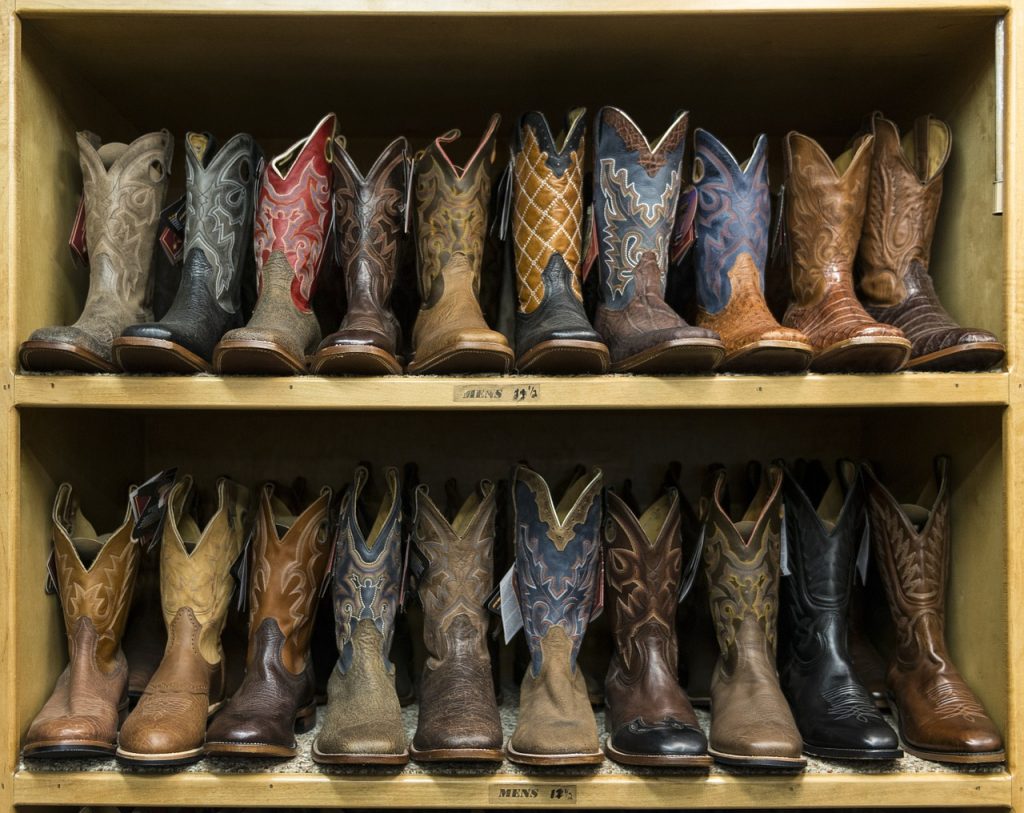 cowboy-boots-553668_1280